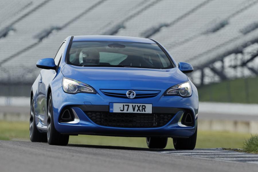 Vauxhall Astra VXR 2012 года  (фото 65 из 274)